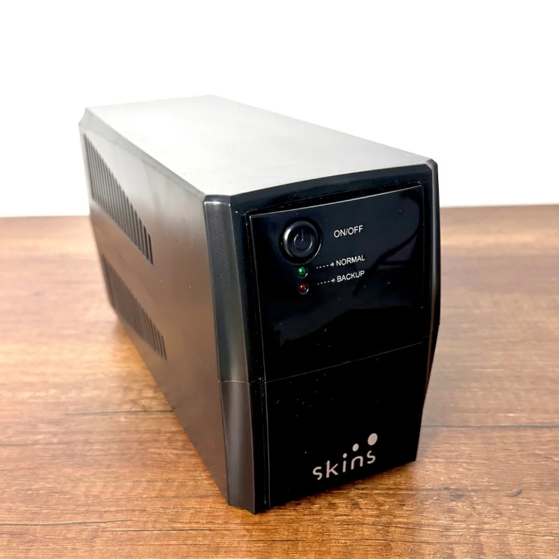Onduleur skins UPS 650VA 390W